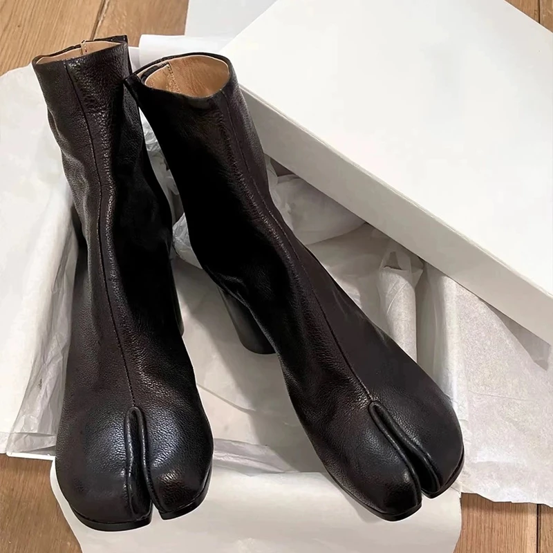 2026 autumn winter soft leather split toe tabi women ankle boots fashion zip thick high heels chelsea chunky shoes short booties 2026 autumn winter soft leather split toe tabi women ankle boots fashion zip thick high heels chelsea chunky shoes short booties